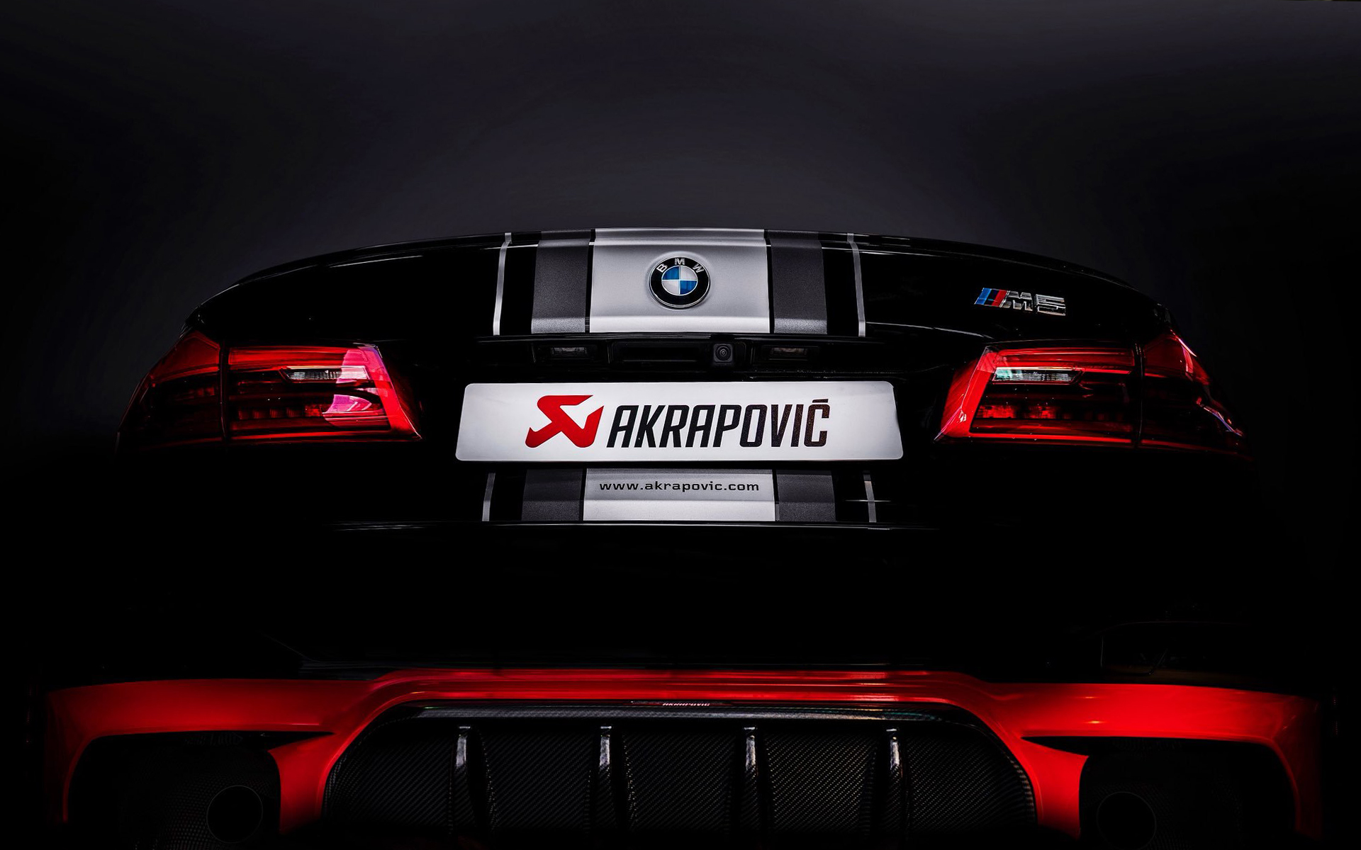 BMW M5 Akrapovic